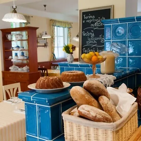 Babiccina Zahrada & Restaurant Pensión Průhonice