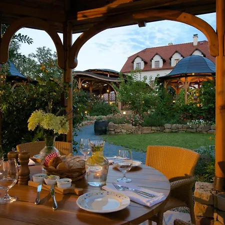 Babiccina Zahrada & Restaurant 3*