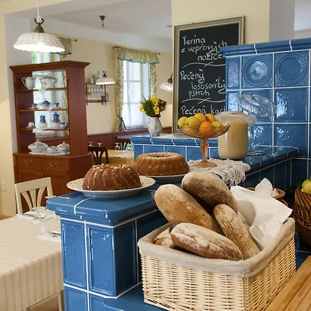 Konukevi Babiccina Zahrada & Restaurant 3*