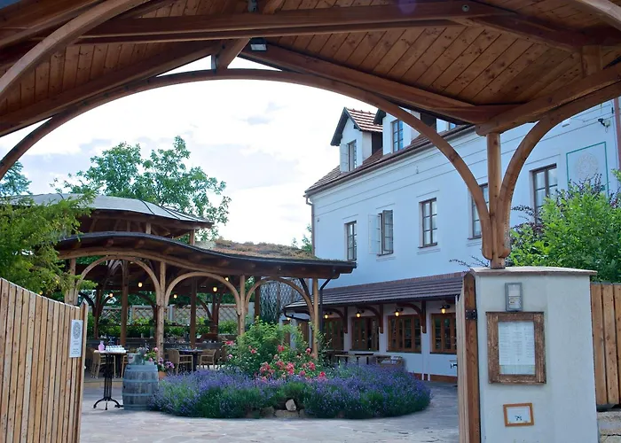 Babiccina Zahrada & Restaurant 3* بروهونيتسه